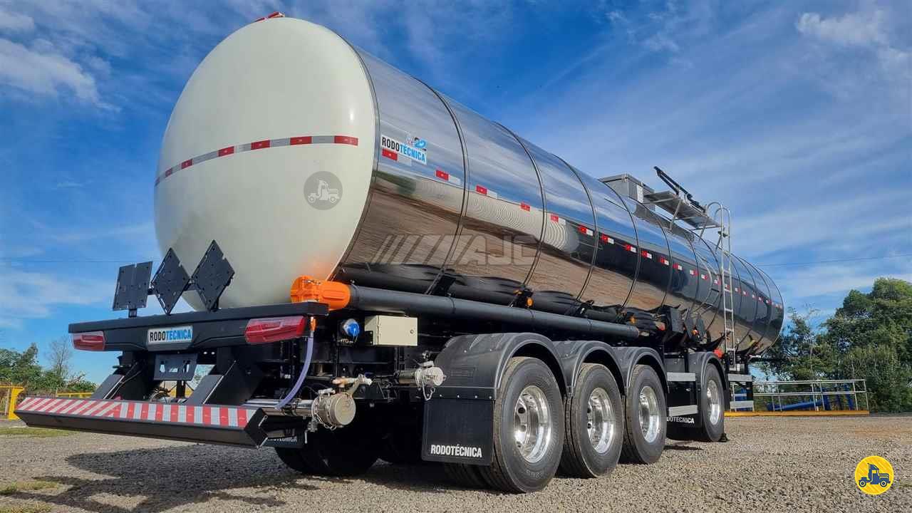 CARRETA SEMI-REBOQUE TANQUE ISOTERMICO AJC Implementos Rodoviários CAXIAS DO SUL RIO GRANDE DO SUL RS
